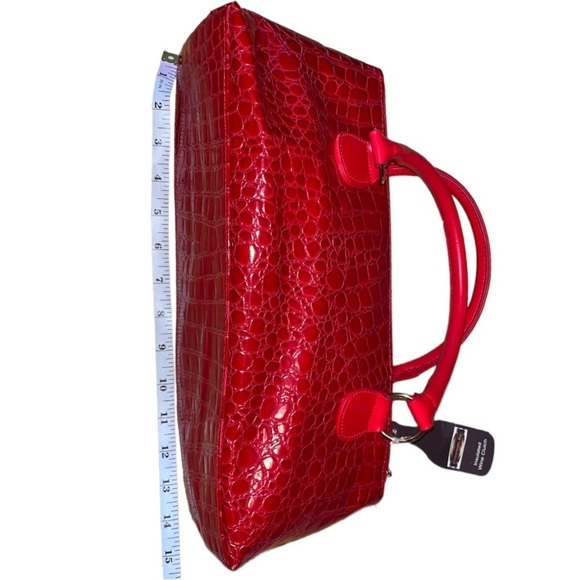 SOLD -  Red primeware insulated wine clutch without corkscrew, can be lunch bag - Picture 10 of 12